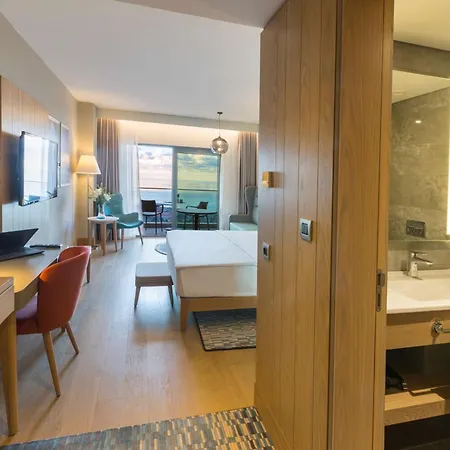 Radisson Blu 5* 트라존