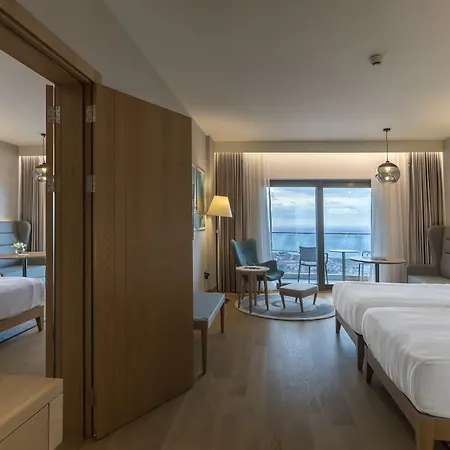 Ξενοδοχείο Radisson Blu 5*
